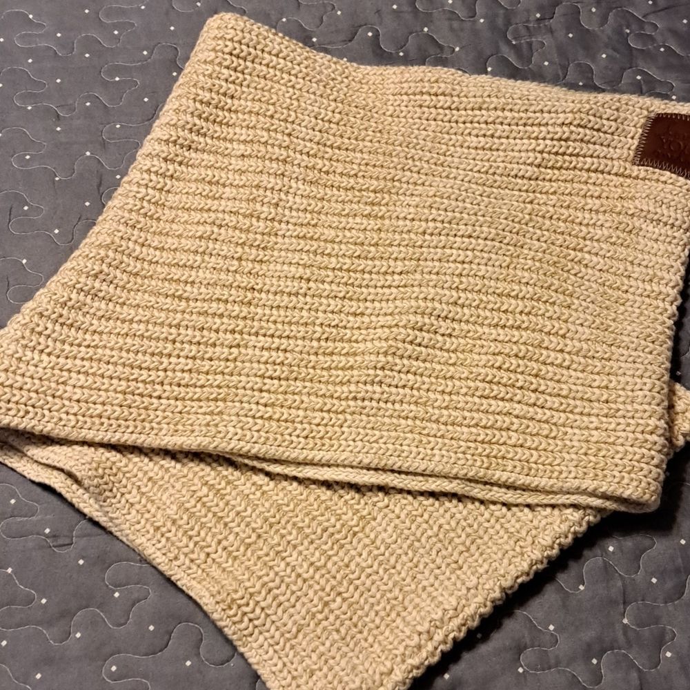 Love your melon infidety scarf